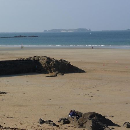 Appartement Plage Saint-Malo Habitación foto