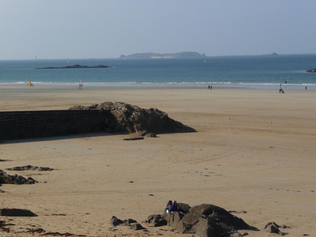 Appartement Plage Saint-Malo Habitación foto